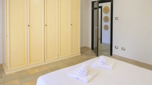 Habitación privada en Via Sassari, imagen 9 de 19