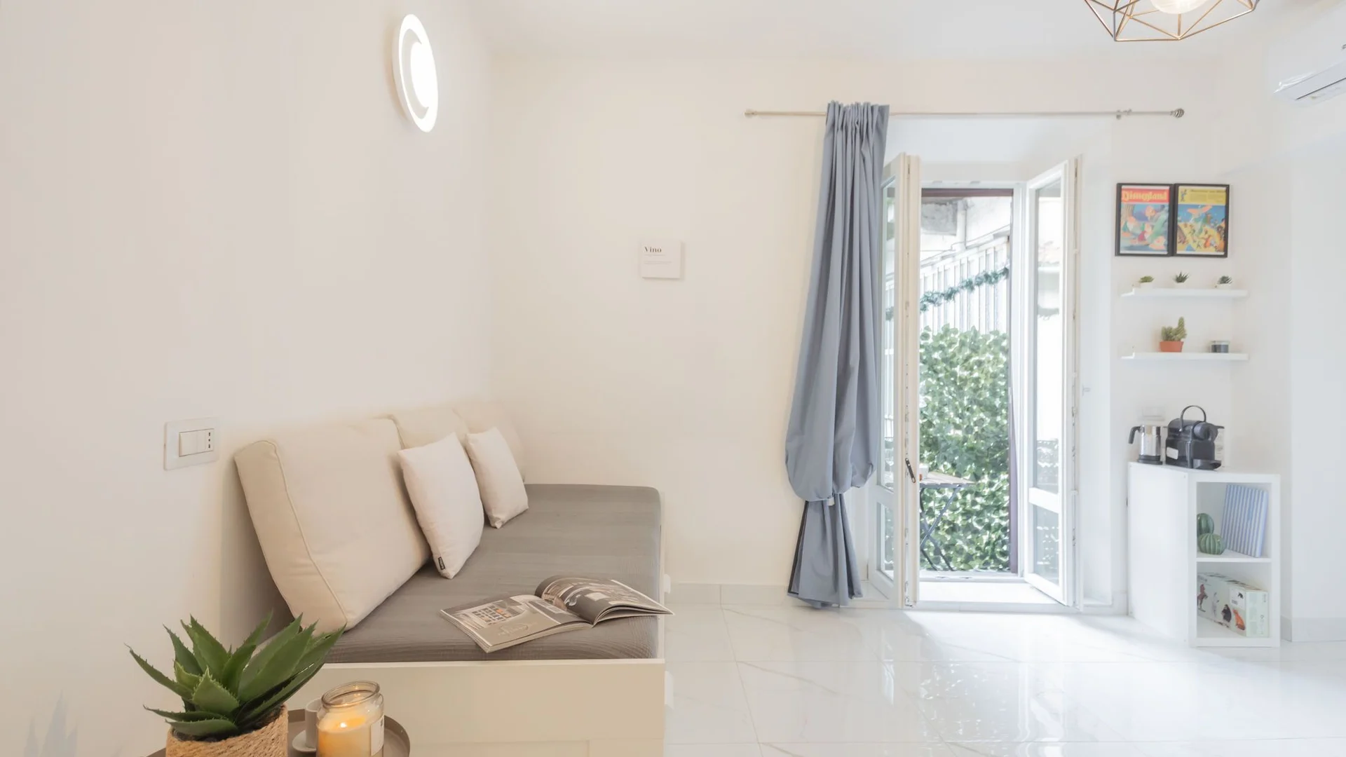 Bright and airy student room with easy university access in 