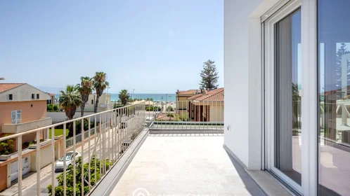 Habitación privada en Via Lipari, imagen 15 de 49