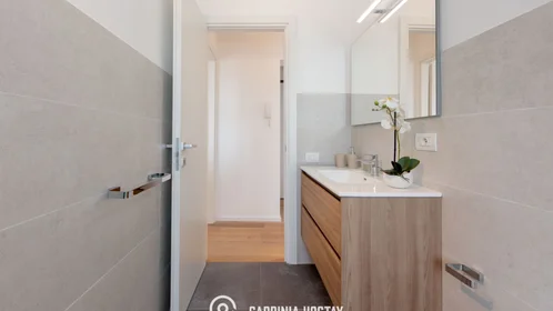 Habitación privada en Via Lipari, imagen 44 de 49