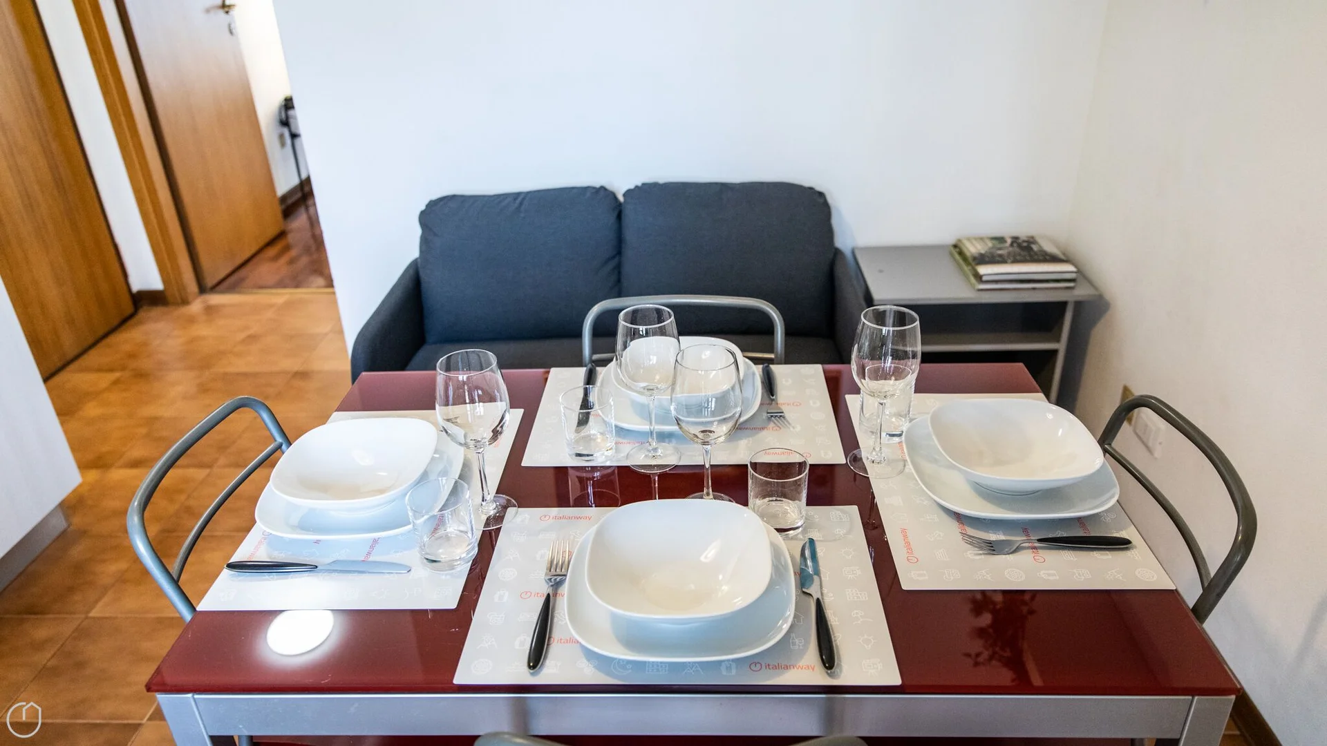 Habitación acogedora para estudiantes disponible en 