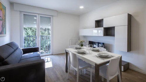 Stanza privata in Viale Vat, 52, immagine 7 di 34