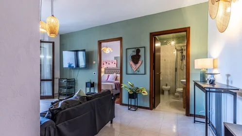Privatzimmer in der Via Bellocchio, bild 4 von 32