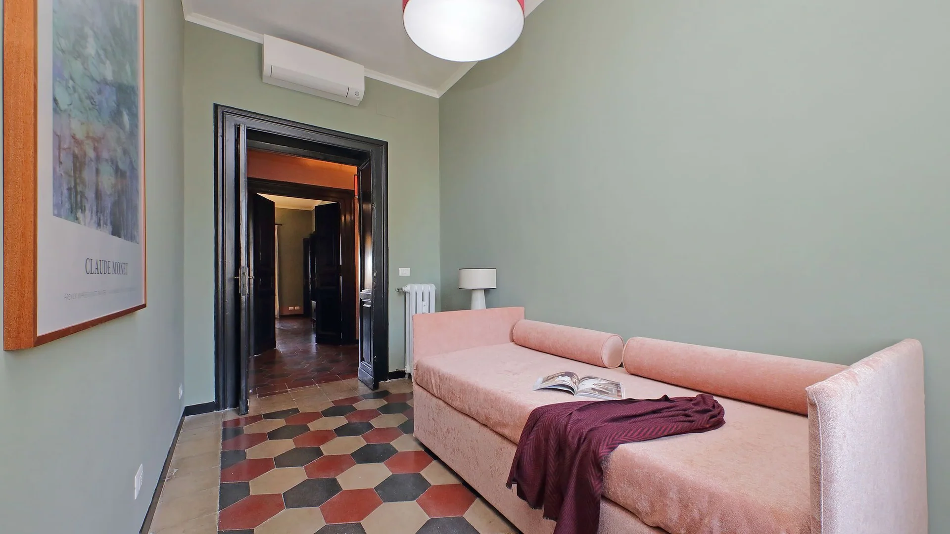 Chambre d'étudiant économique avec emplacement pratique dans 