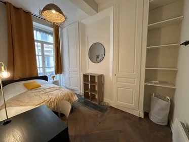 Privatzimmer im Wohnheim in der 40 Rue Burdeau, bild 3 von 17