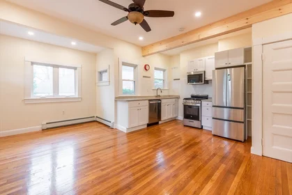 Evin tamamı Ikamet yerinde konumu 12, Rindge Ave., Unit 2, North Cambridge, Cambridge, MA, 02140, 25 25 görüntüsü