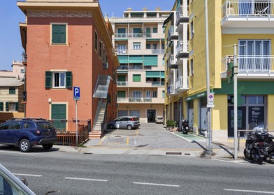 Appartamento con 3 camere da letto a Genova