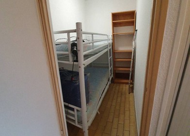 Pokój do wynajęcia z podwójnym łóżkiem w La Rochelle