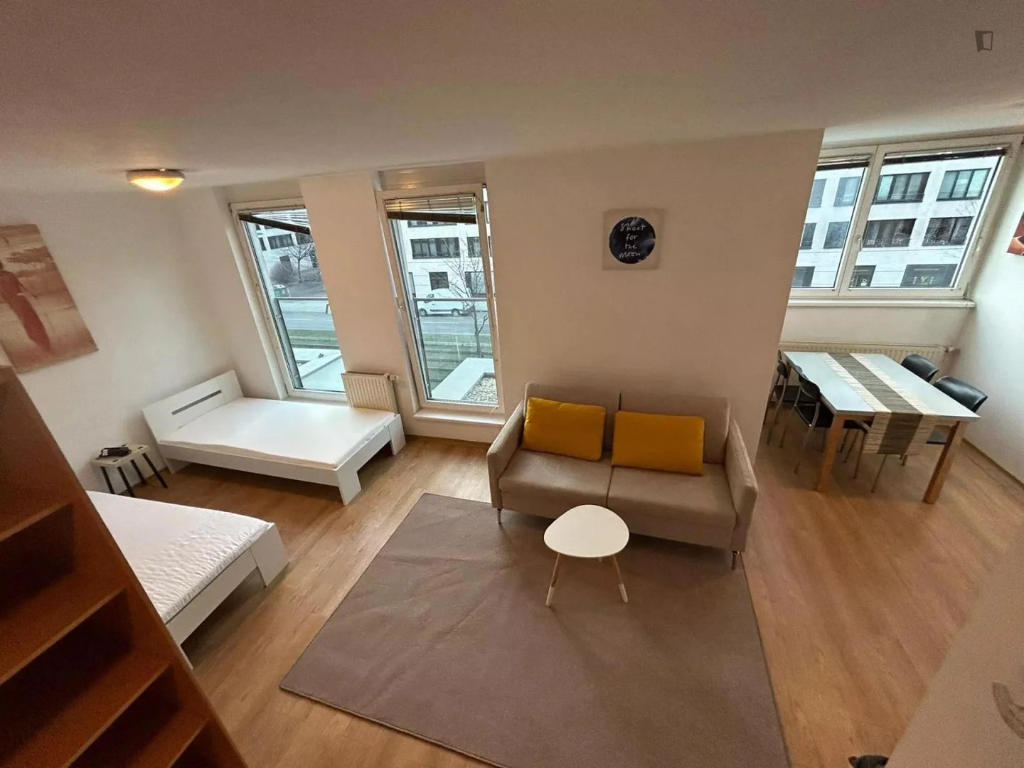 Cozy room for students available in 