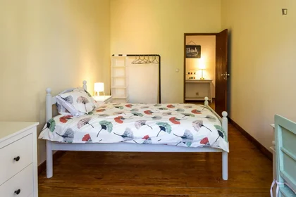 Habitación privada en Travessa da Luz, imagen 2 de 14