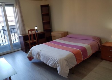 Salamanca de ortak bir dairede kiralık oda