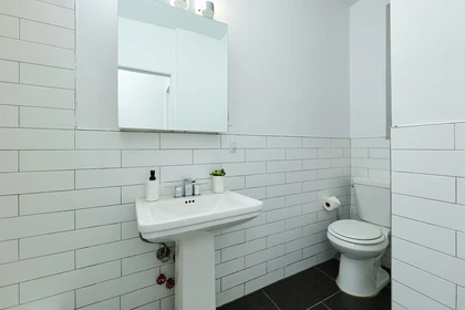 Stanza privata in residence in 605 W 141st St, 2 · Hamilton Heights - New York, immagine 22 di 23