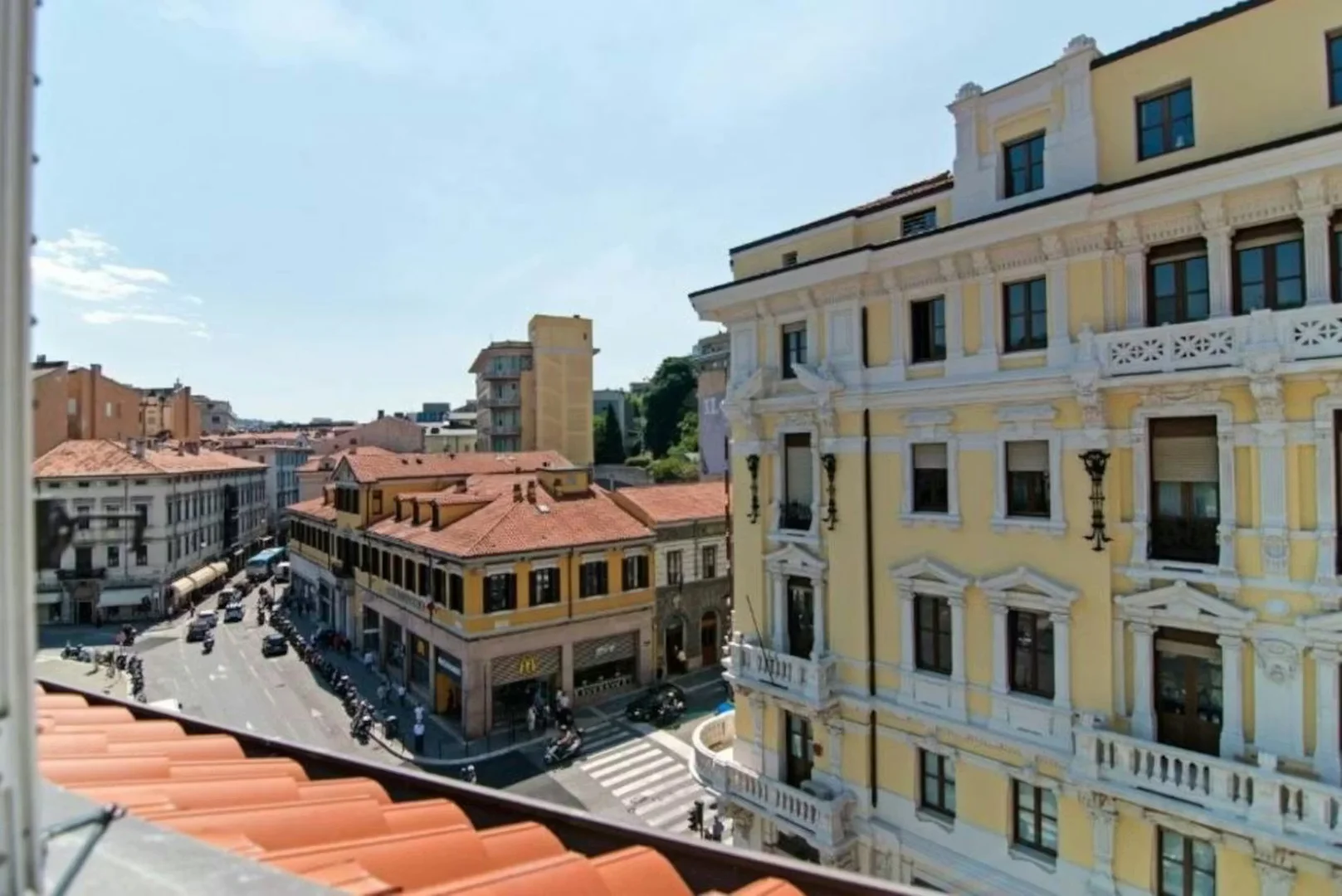 Piazza Carlo Goldoni, 
