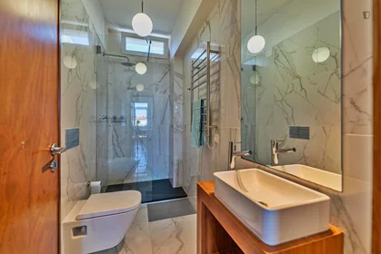 Privatzimmer in der Rua Alferes Barrilaro Ruas, bild 7 von 12