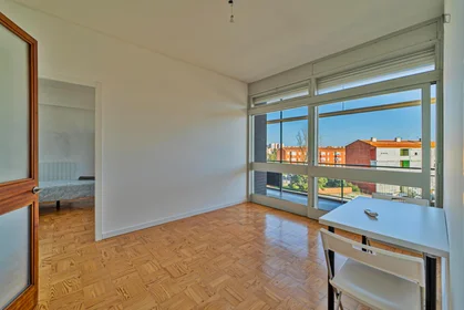 Privatzimmer in der Rua Alferes Barrilaro Ruas, bild 10 von 12