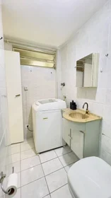 Appartamento intero in Rua Doutor Cesário Mota Júnior, immagine 8 di 15