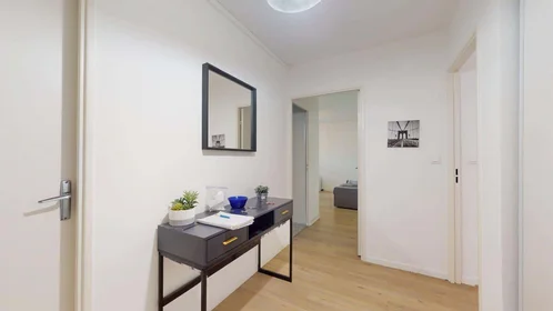 Privatzimmer in der 20 Sq. du Haut Blosne, 35200 Rennes, France, bild 16 von 21