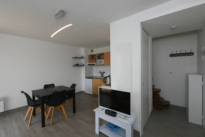 Habitación privada en La rochelle, 17000, imagen 1 de 8