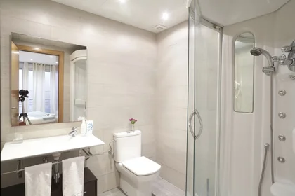Entire apartment at Carrer de Torres i Amat 13, image 7 of 14