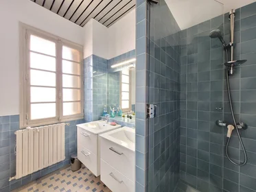 Quarto privado em Perpignan, 66000, imagem 35 de 49