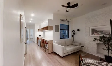 Habitación privada en Charming Private ROOM with Bathroom in Manhattan: Hells Kitchen New York 10036, imagen 1 de 10