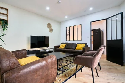 Habitación privada en La madeleine, 59110, imagen 1 de 10