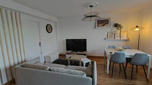 Private room at Marseille, 13004, image 1 of 6