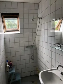 Privatzimmer in der 1e Saskiadwarsstraat, bild 1 von 6