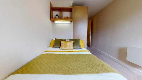 Privatzimmer im Wohnheim in der Cross Chancellor St, Woodhouse, Leeds LS6 2TL, United Kingdom , bild 2 von 19