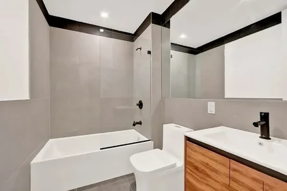 Entire place in residence at 2911 Albemarle Road,  3F, Prospect Lefferts Gardens, New York, NY, 11226, image 9 of 12