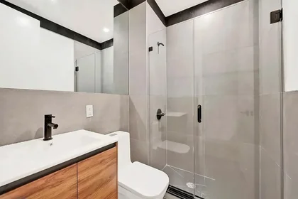 Entire place in residence at 2911 Albemarle Road,  3F, Prospect Lefferts Gardens, New York, NY, 11226, image 10 of 12