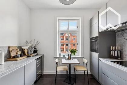 Logement entier à Tarpenbekstraße, 51, image 1 de 15