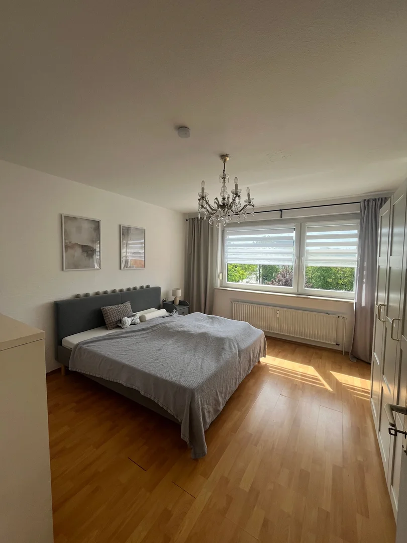 Cozy room for students available in 