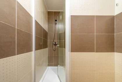 Habitación privada en Alameda das Linhas de Torres, imagen 7 de 11