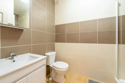 Habitación privada en Alameda das Linhas de Torres, imagen 8 de 11