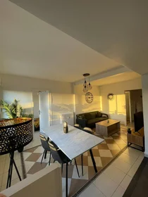 Private room at Dijon, 21000, image 1 of 10