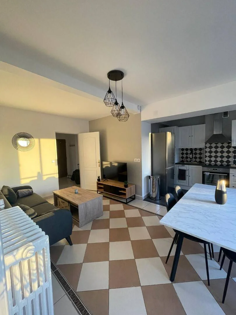 Comfortable and spacious student room in 