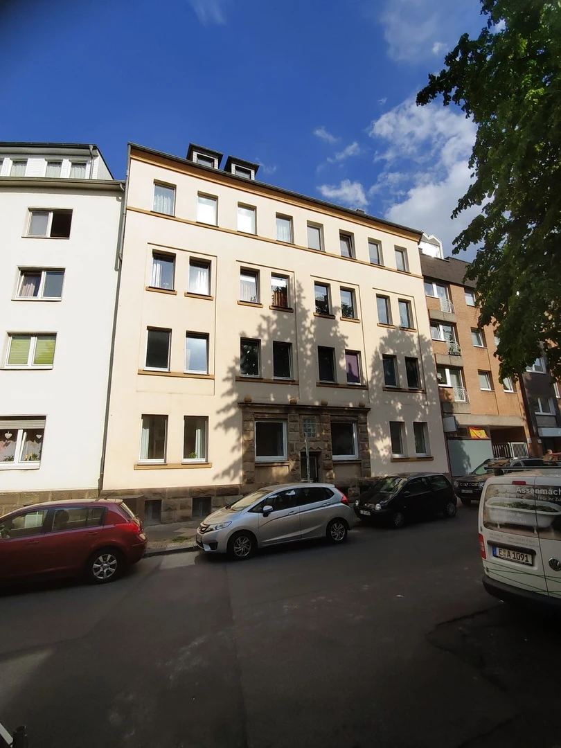 Alojamiento con 3 habitaciones en Essen