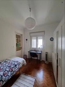 Privatzimmer in der Rua Professor Sousa da Câmara, bild 1 von 20