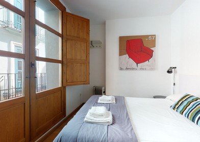 Moderne und helle Wohnung in Valencia