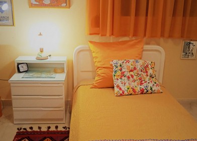 Cheap private room in Heraklion