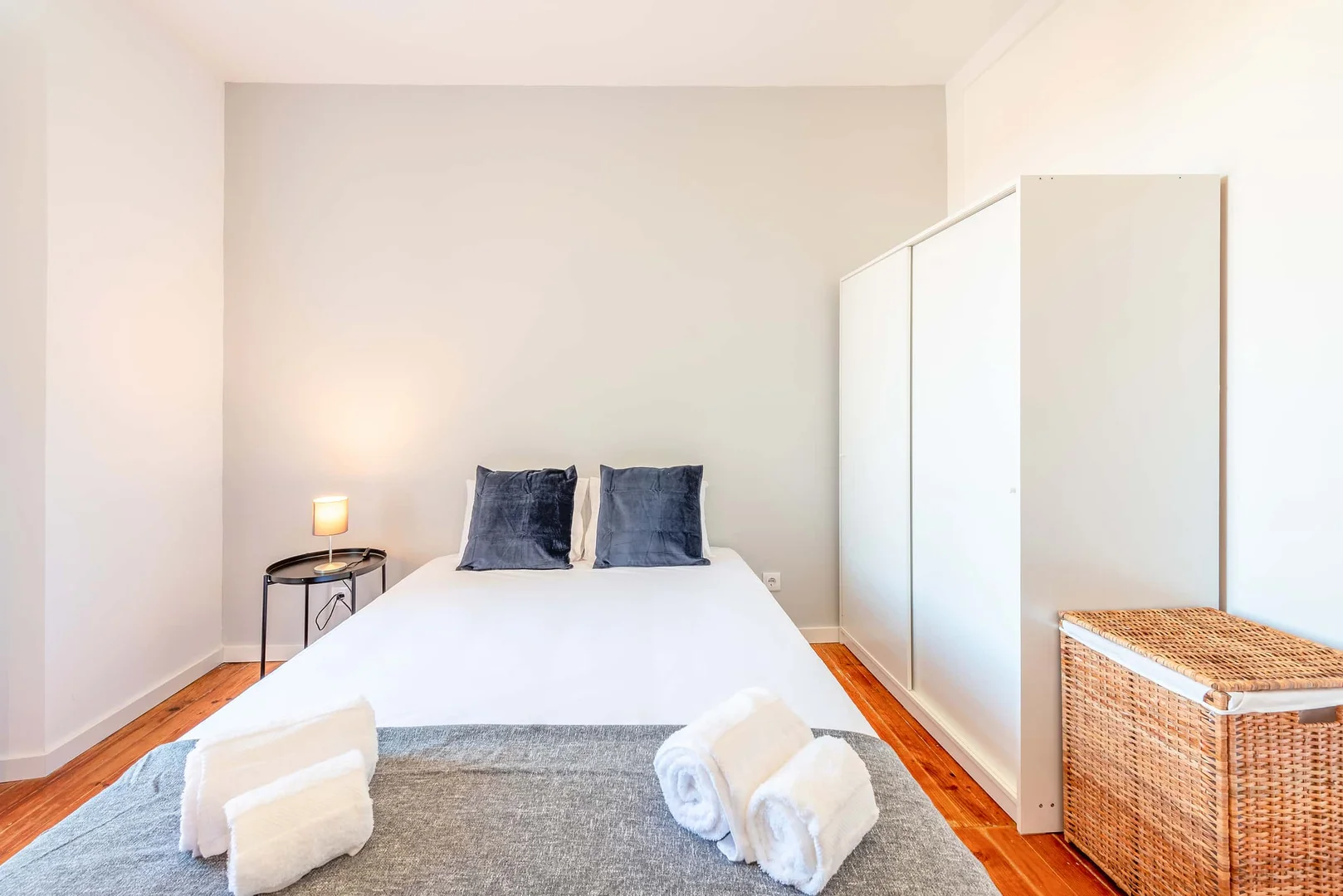 Habitación acogedora para estudiantes disponible en 