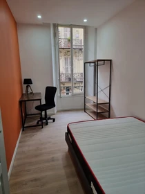 Zimmer zur Miete in einer WG in Nice