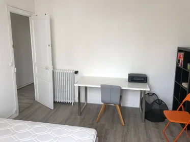 Privatzimmer in der Place Drouet d'Erlon, bild 11 von 11