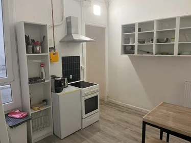 Privatzimmer in der Place Drouet d'Erlon, bild 7 von 11