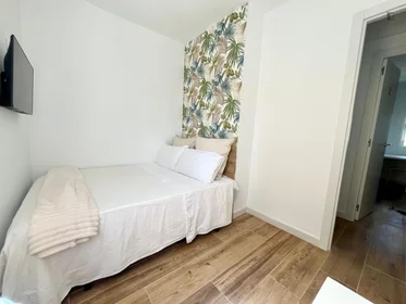 Stanza privata in Barriada Villegas, immagine 1 di 9