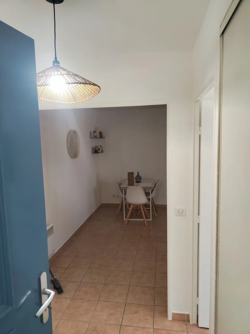 Gemütliches Zimmer für Studenten in 