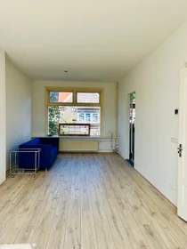 Studio at Adelheidstraat, image 1 of 5