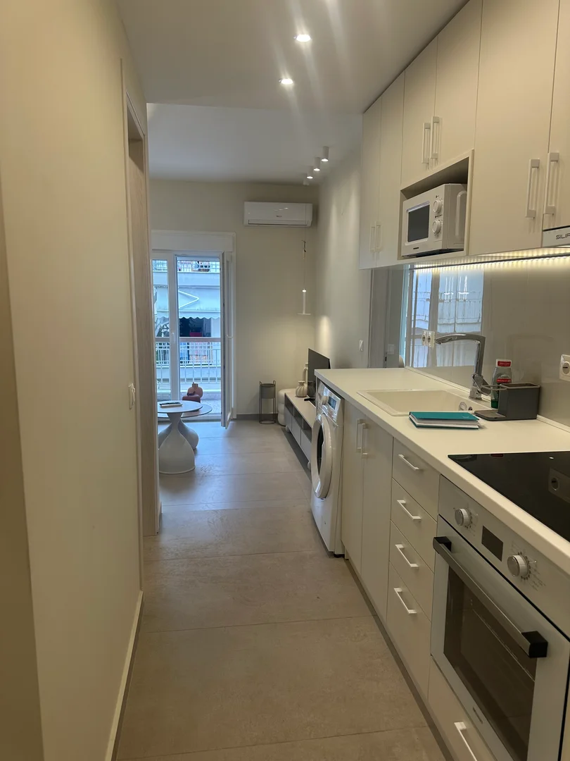 Self-contained studio for students in central 