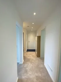 私人房间 在 Korbinianplatz, Milbertshofen, 9的图像3